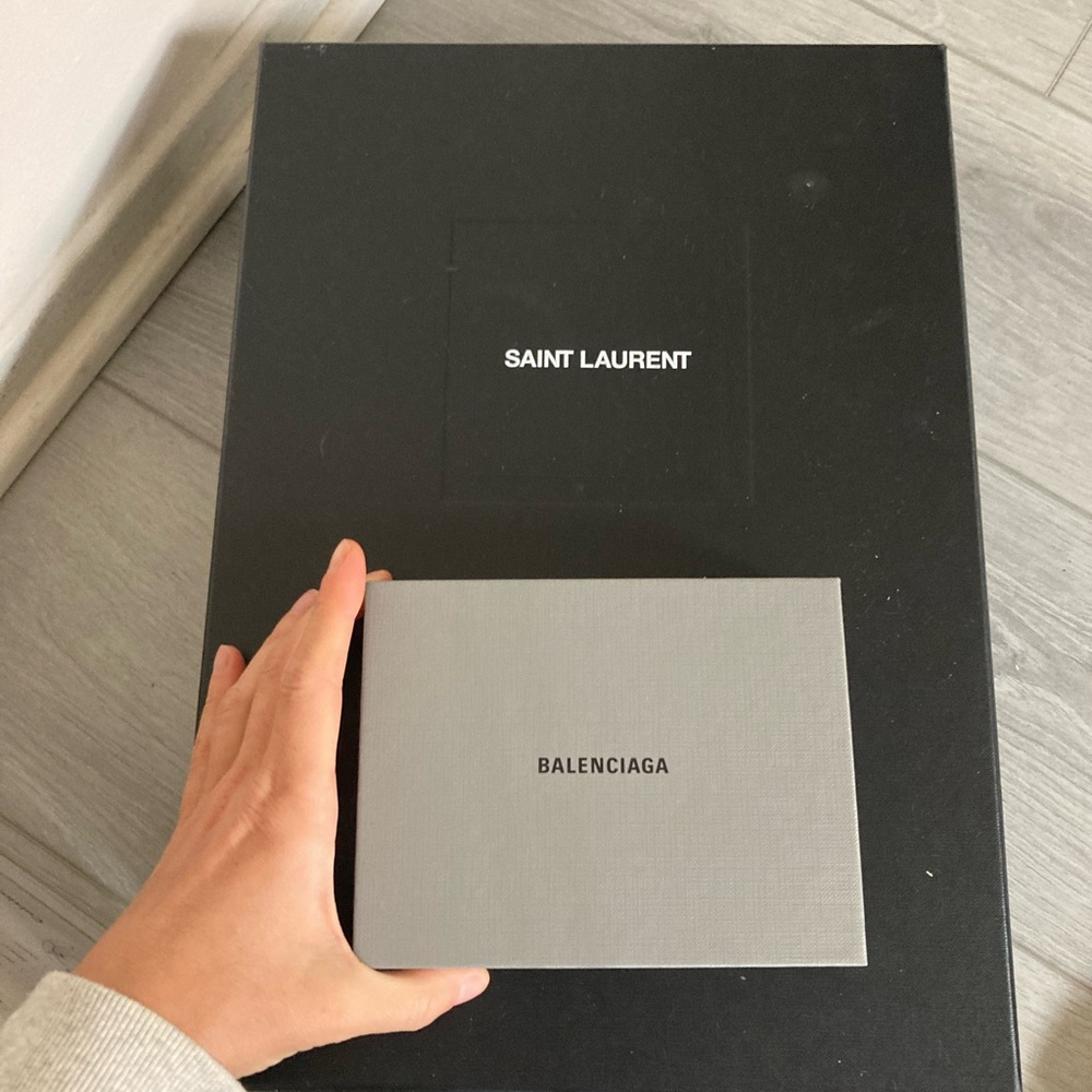 Balenciaga small box Gray Card